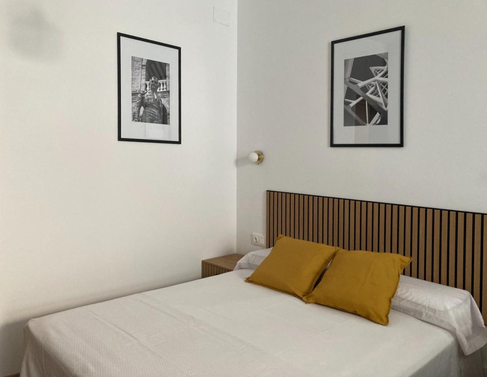 Dormavalencia Cronica Apartment Luaran gambar
